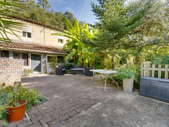 Maison vente à Les Roches Blanches, Cénac