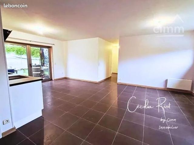 Maison vente à Jussas, Charente-Maritime