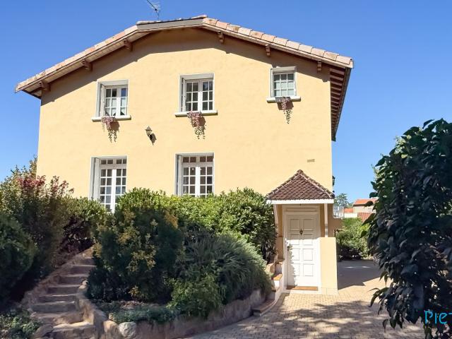 Maison vente à Fleurieu-sur-Saône, Rhône
