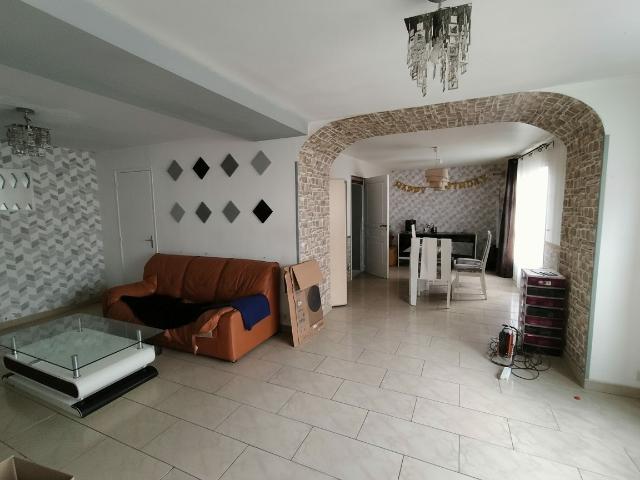Maison vente à La Flèche, Vallon-sur-gée