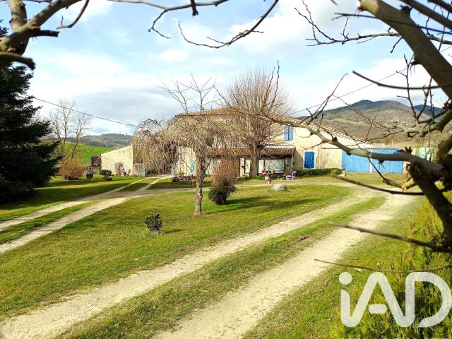 Maison vente à Les Junchas, Bourdeaux
