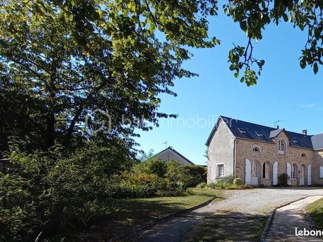 Maison vente à Château-Gontier, Meslay-du-maine