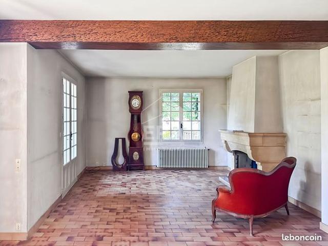 Maison vente à Arles, La Salle Les Alpes