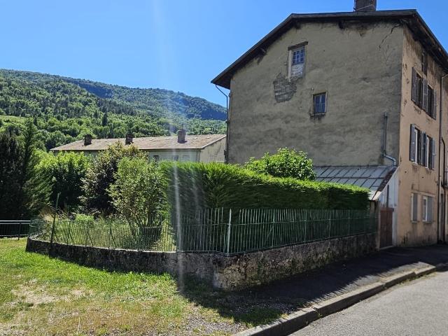 Maison vente à Belley, Argis