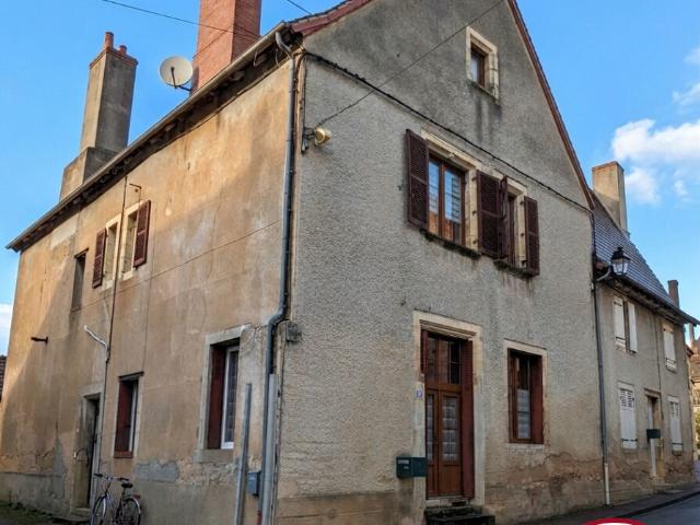 Maison vente à Montluçon, Ainay-le-château