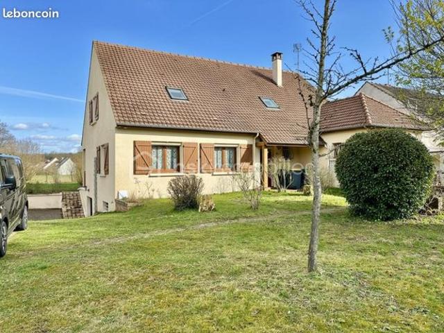 Maison vente à Fontainebleau, Île-de-France