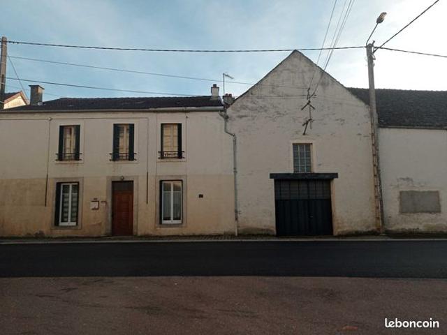 Maison vente à Bourges, Marmagne
