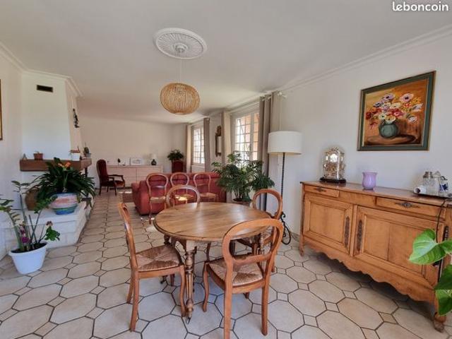 Maison vente à Parthenay, Saint-laurs
