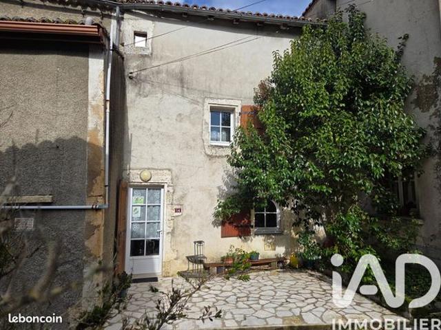 Maison vente à Angoulême, Bouëx