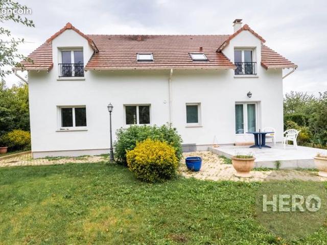 Maison vente à Versailles, Plaisir