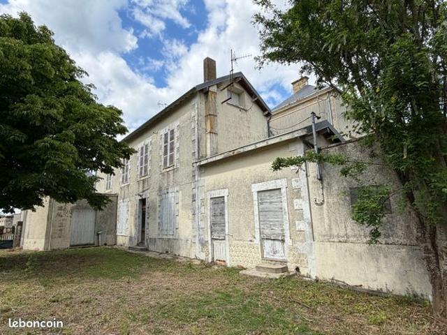 Maison vente à Niort, Brioux-sur-boutonne