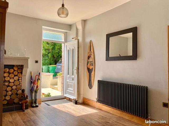 Maison vente à Parthenay, Le Busseau