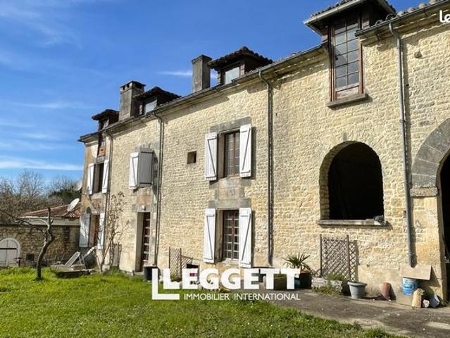 Maison vente à Confolens, Vouharte