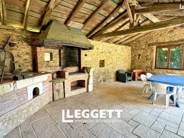 Maison vente à Confolens, Mazerolles