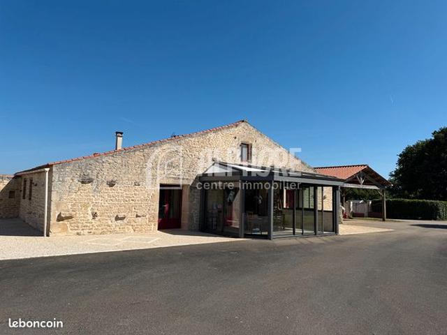 Maison vente à Fontenay-le-Comte, Sainte-gemme-la-plaine