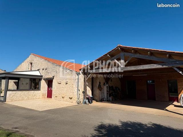 Maison vente à Fontenay-le-Comte, Sainte-gemme-la-plaine