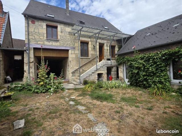 Maison vente à Laon, Saint-thomas