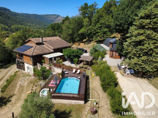 Maison vente à Les Bruyères, Flaviac