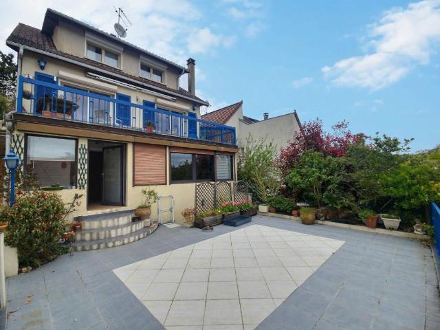 Maison vente à Val d'Albian, Saclay