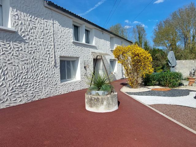 Maison vente à Rochefort, Ardillières