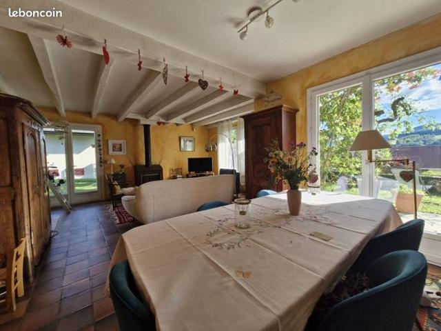 Maison vente à Annecy, Sales