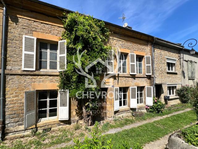 Maison vente à Charleville-Mézières, Montcornet