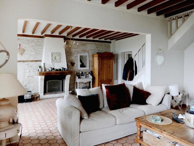 Maison vente à Senlis, Barbery