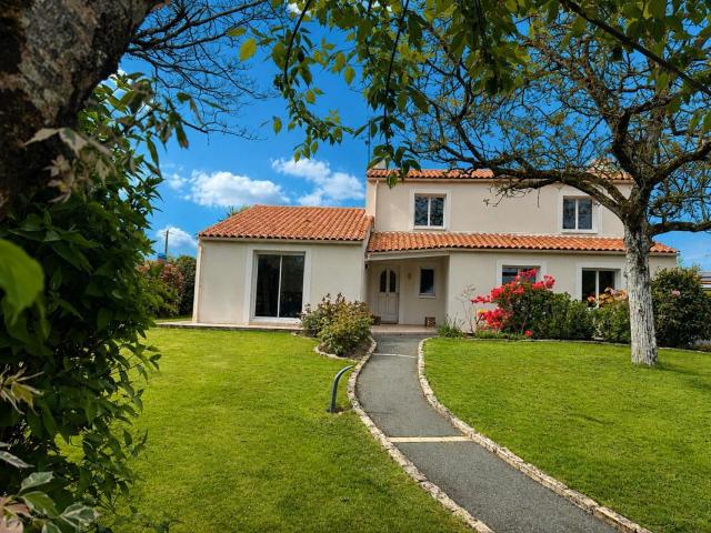 Maison vente à La Roche-sur-Yon, Les Clouzeaux