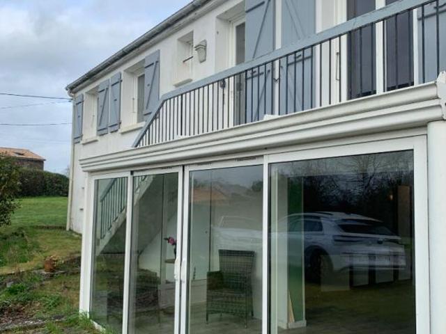 Maison vente à Fontenay-le-Comte, Rosnay