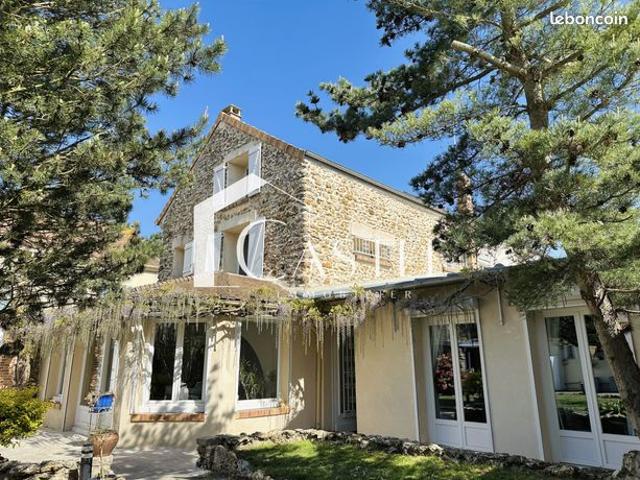 Maison vente à Saint-Germain-en-Laye, Les Alluets-le-roi
