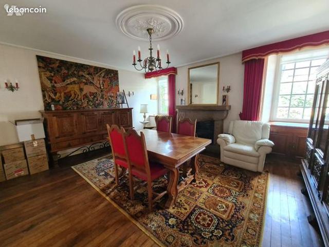 Maison vente à Guingamp, Bretagne