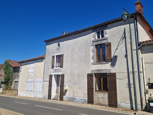 Maison vente à Roche, Saint-Martial-sur-Isop