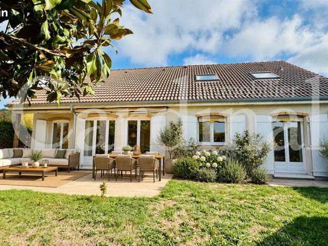 Maison vente à Le Chesnay, Le Chesnay-Rocquencourt