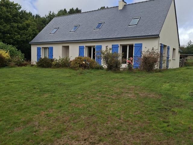 Maison vente à Keranhéroff, La Feuillée