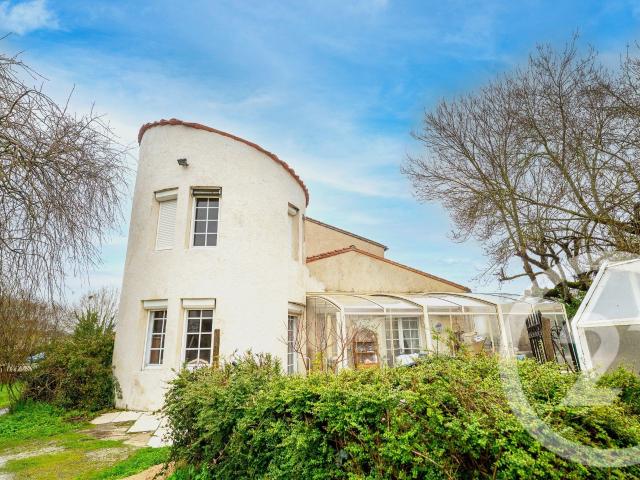 Maison vente à Saintes, Médis