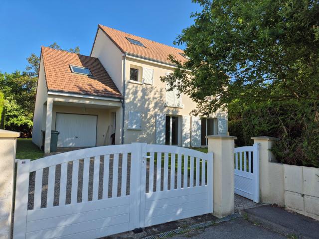 Maison vente à Rambouillet, Le Mesnil-saint-denis