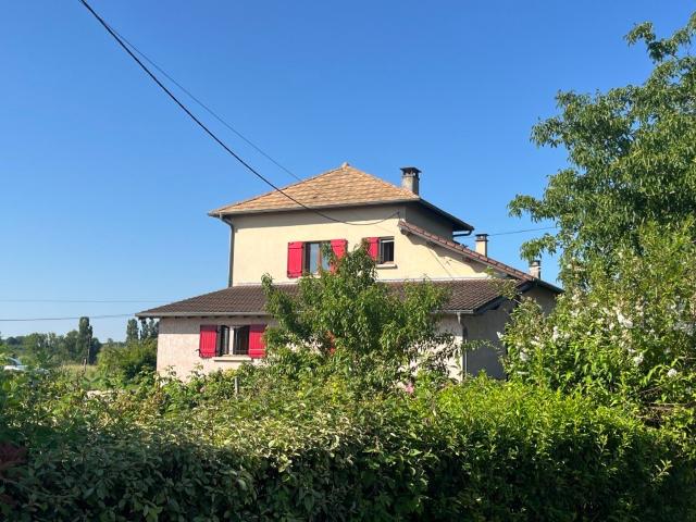 Maison vente à Mâcon, Tournus