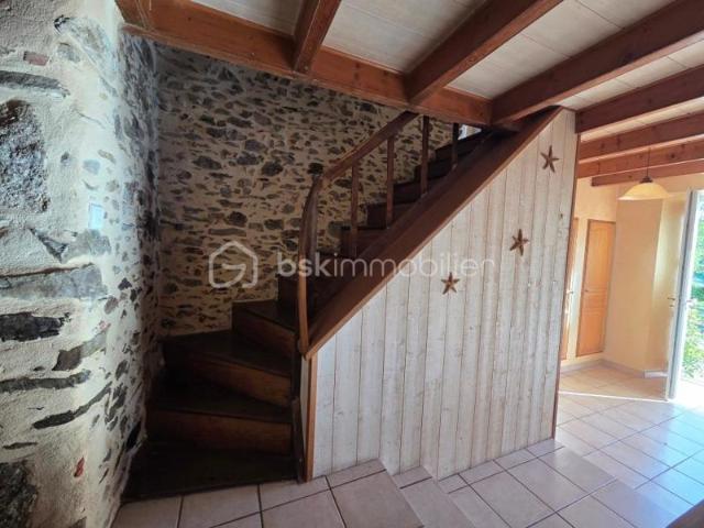 Maison vente à Bressuire, Saint-paul-en-gâtine