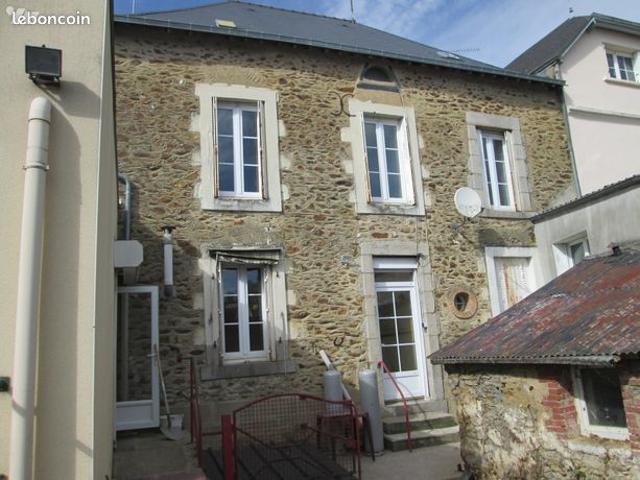 Maison vente à Confolens, Montjean