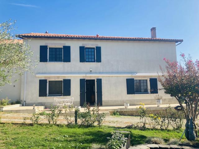 Maison vente à Aunac, Mouton
