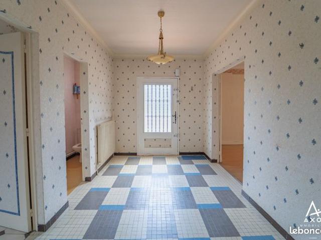 Maison vente à Saint-Pierre-du-Mont, Calvados