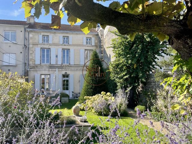 Maison vente à Angoulême, Aignes-et-puypéroux