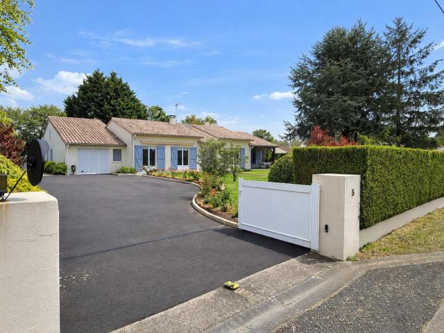Maison vente à Montmorillon, Civray