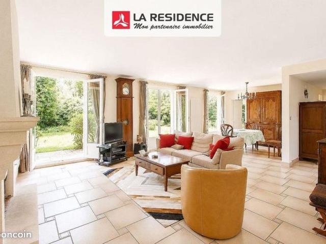 Maison vente à Saint-Germain-en-Laye, Chambourcy