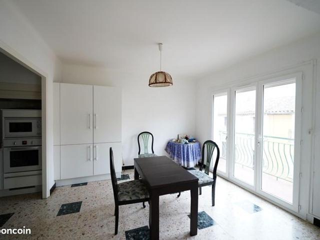 Maison vente à Narbonne, Cascastel-des-corbières