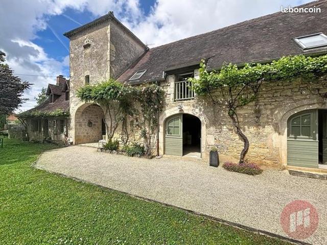 Maison vente à Gourdon, Bétaille