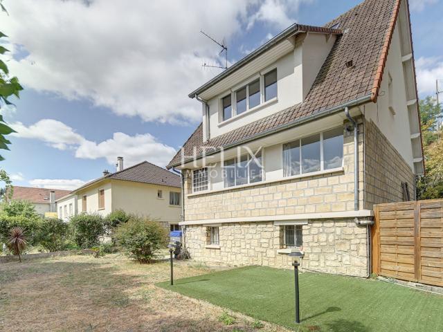 Maison vente à Saint-Germain-en-Laye, Le Pecq