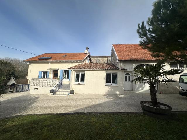 Maison vente à Cognac, Saint-bonnet