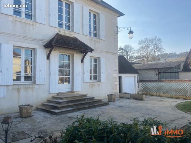 Maison vente à Auxerre, Chablis