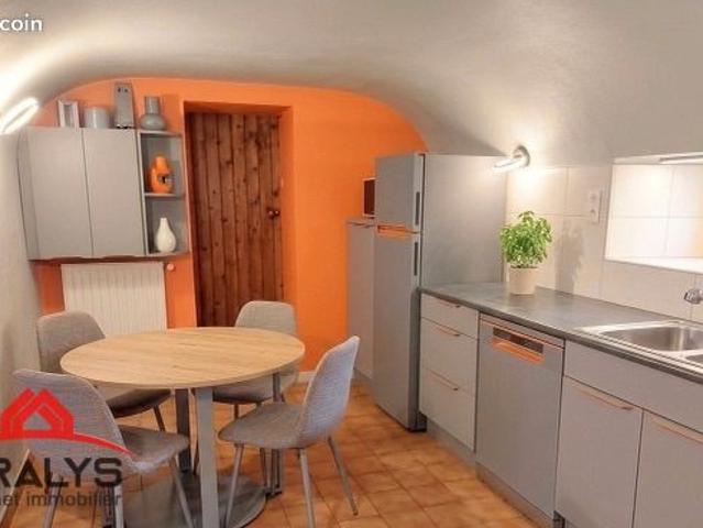 Maison vente à Roanne, Neaux